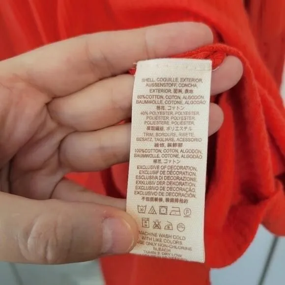 Listing Image Blurred Background