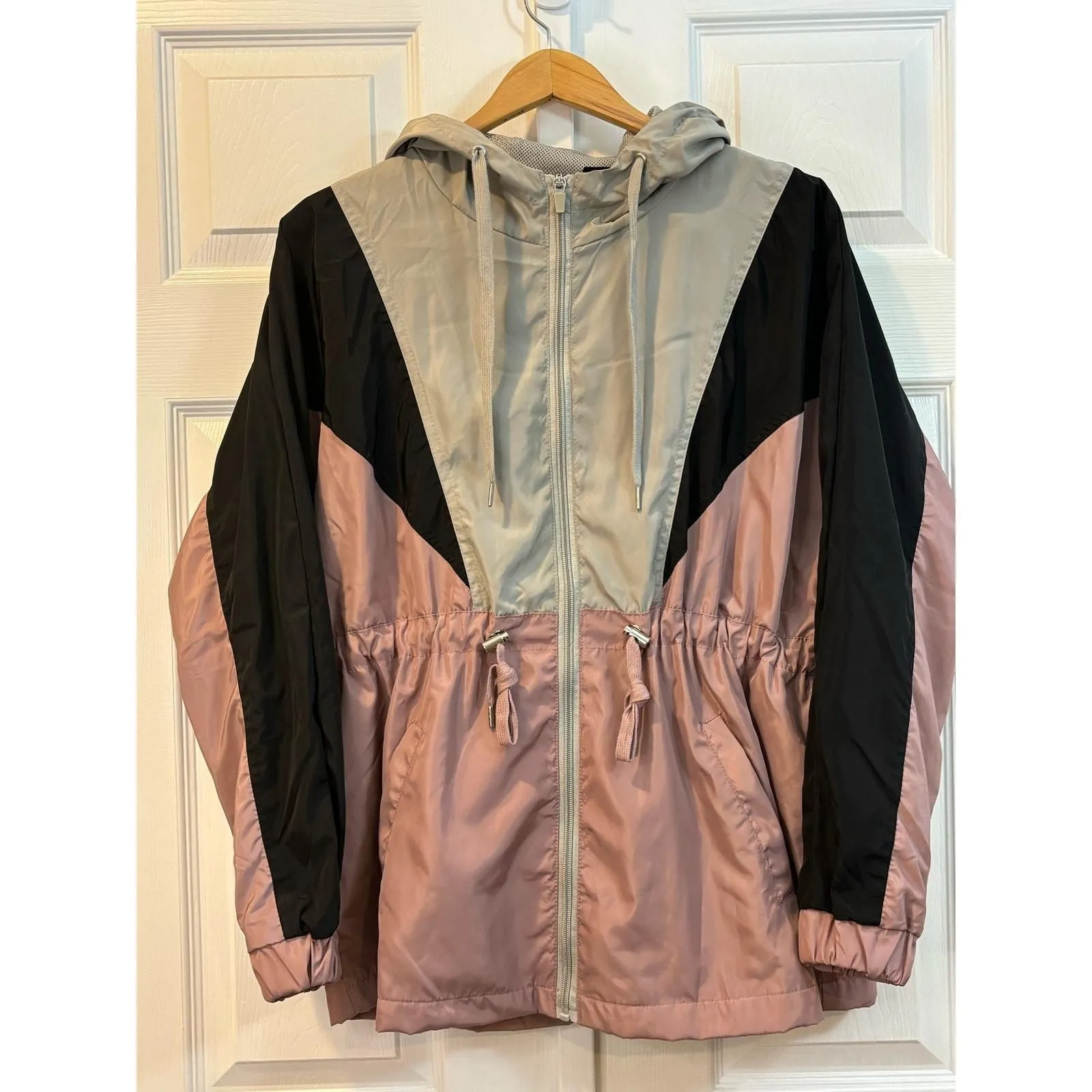 Product image for Athletic Collection Jacket Women’s Sz L