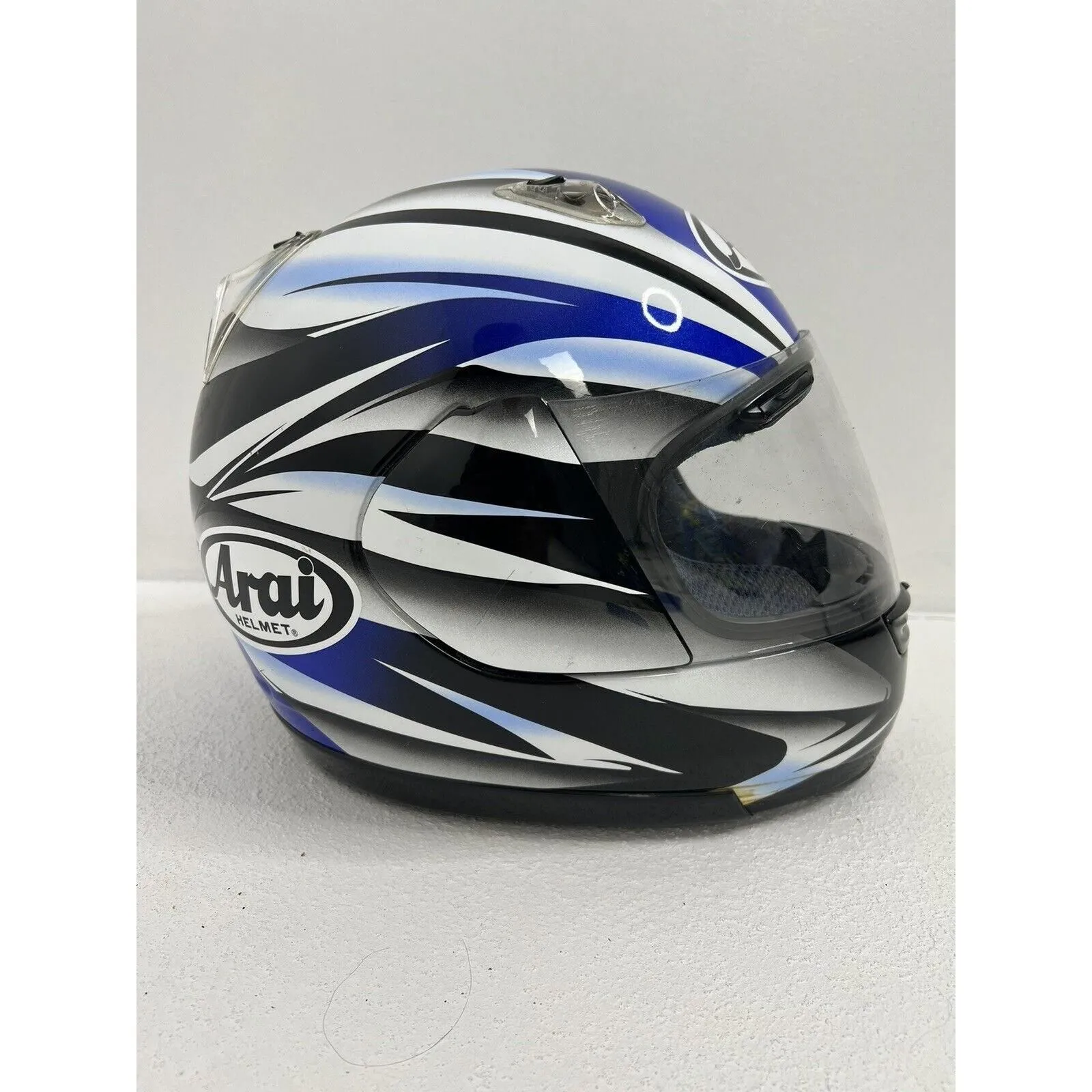 Product image for Arai Snell Quantum Blue Motorcycle Helmet Size Medium