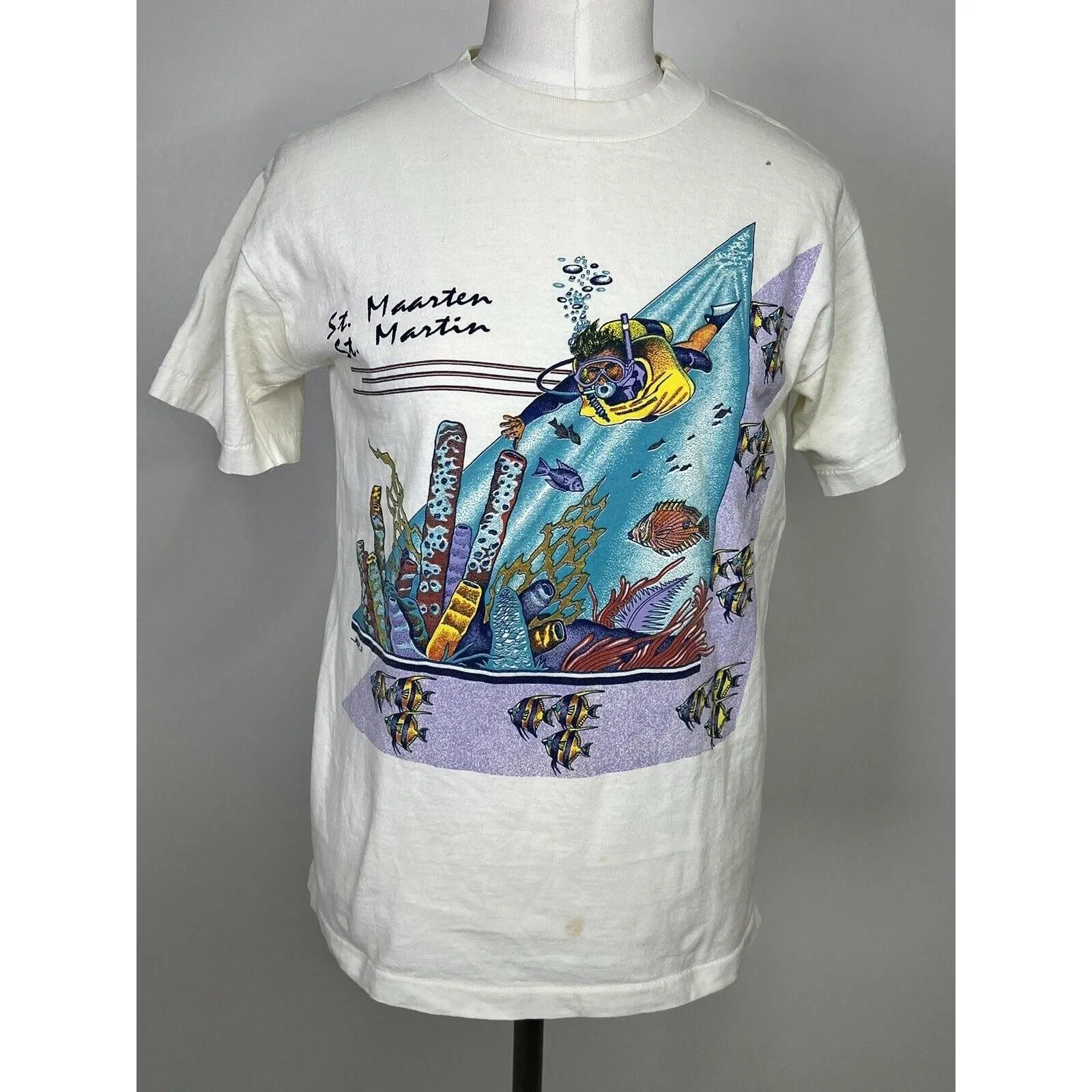 Product image for Vintage 80’s Single Stitch St Maarten Scuba Diving Crewneck Tshirt Size Medium