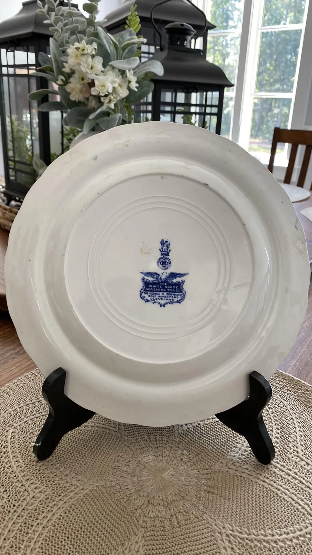 Listing Image Blurred Background