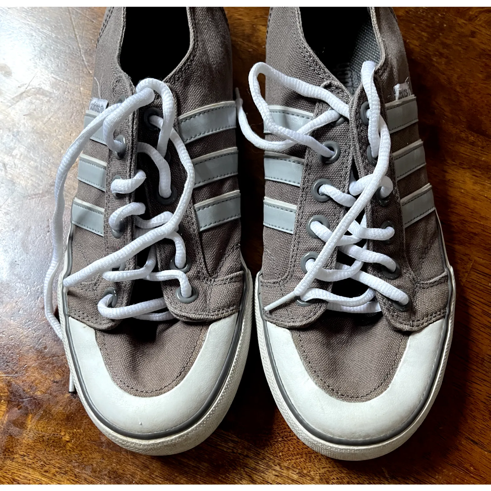 Adidas Vibetouch Mens Size 10 Sneakers Brown Textile Advanced Comfort Shoes   Whatnot: Shop, Sell, Connect