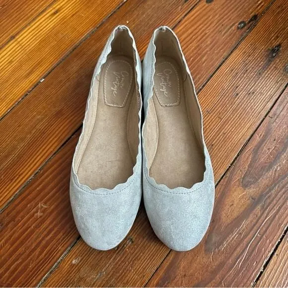 Product image for NIB Crown Vintage Weslyn scalloped suede ballet flats in Silver