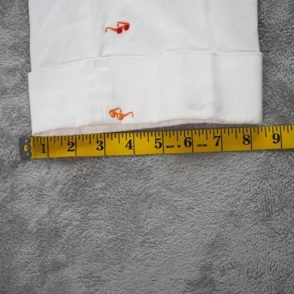 Listing Image Blurred Background