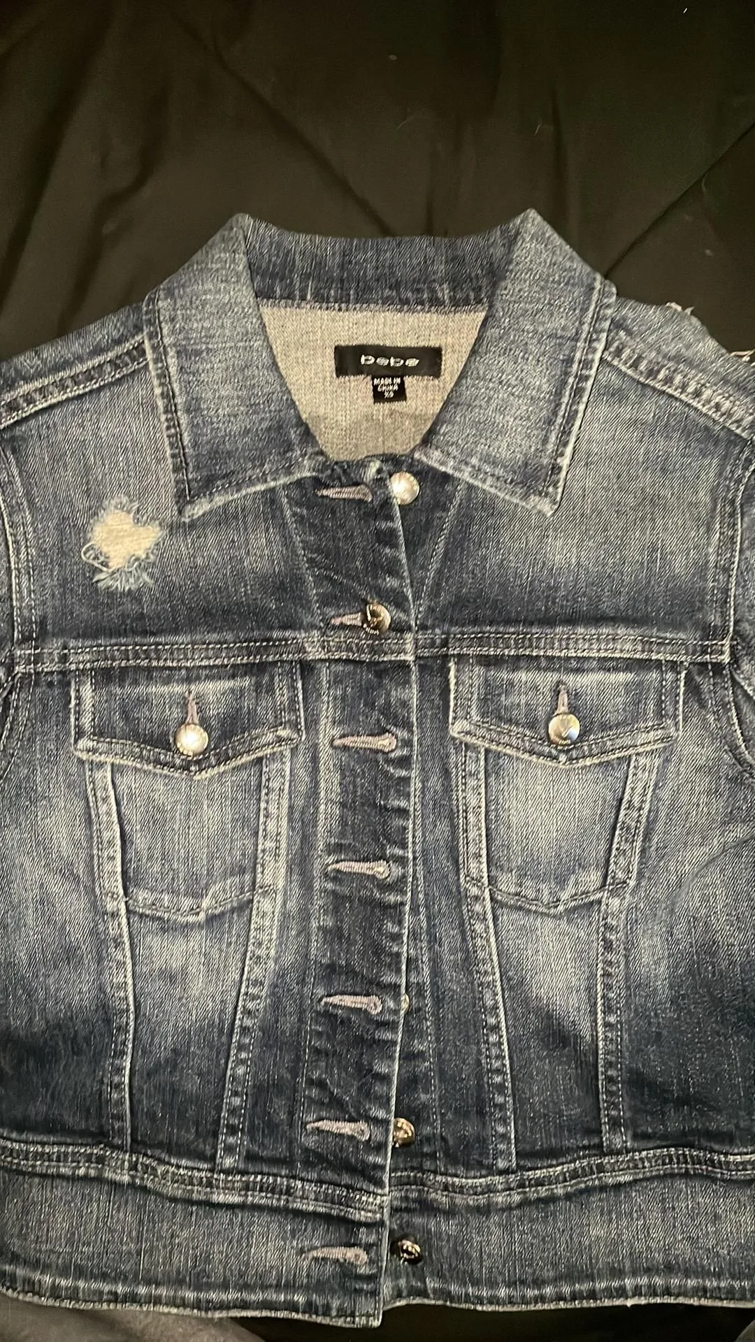 Listing Image Blurred Background