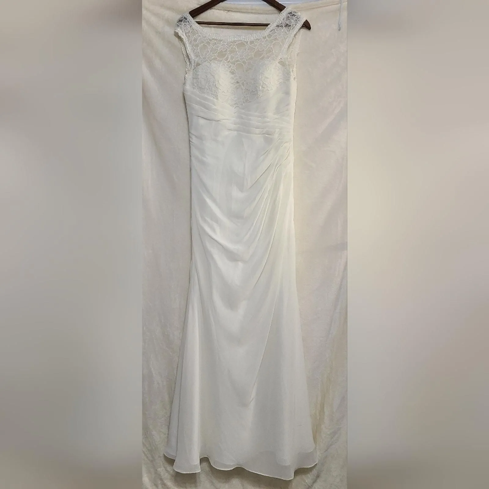 Product image for Mori Lee By Madeline Gardner Ivory Wedding Dress Size 8