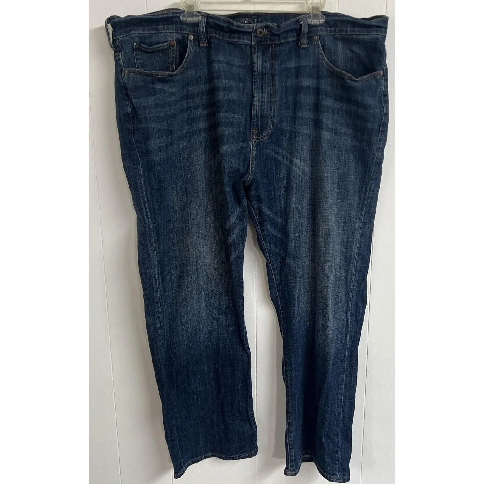 Product image for Lucky Brand Men's Size 48x32 181 Relaxed Straight Blue Denim Jeans