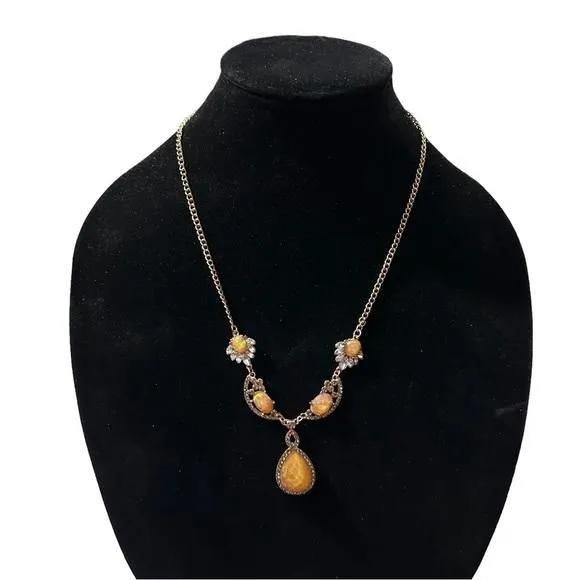 Product image for Elegant Gold Tone 5 Glass Pendants Flowers Half Moons Tear Drop Necklace 20” EUC