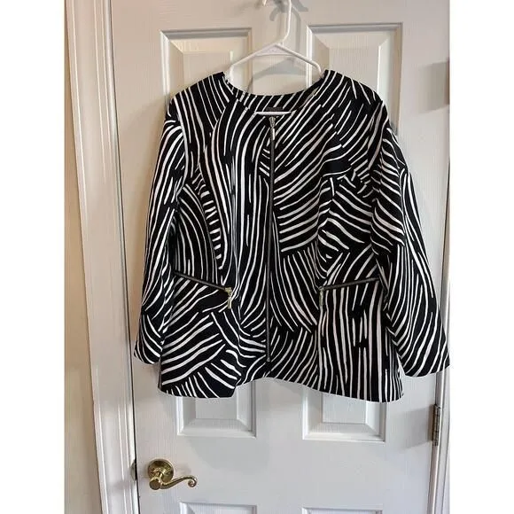 Product image for chicos size 3/XL jacket travelers 3/4 sleeve black white zebra gold zippers