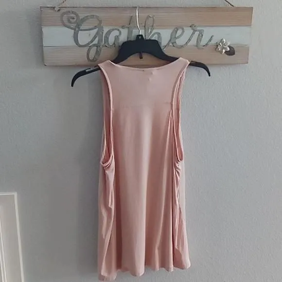 Listing Image Blurred Background