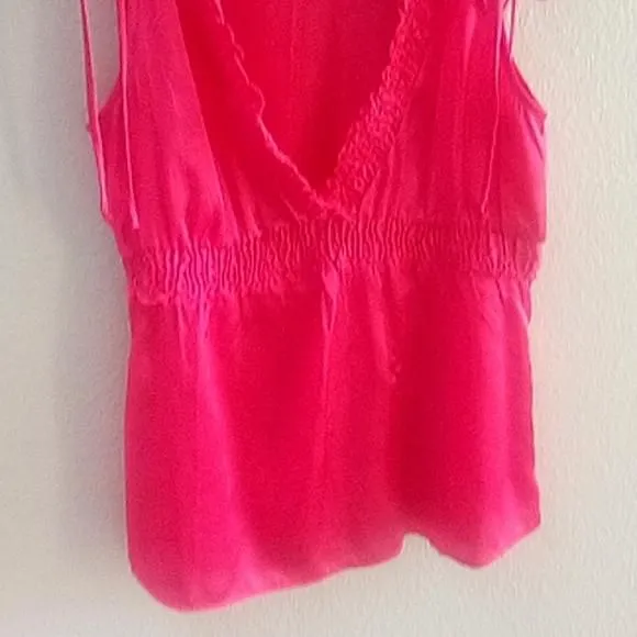 Listing Image Blurred Background