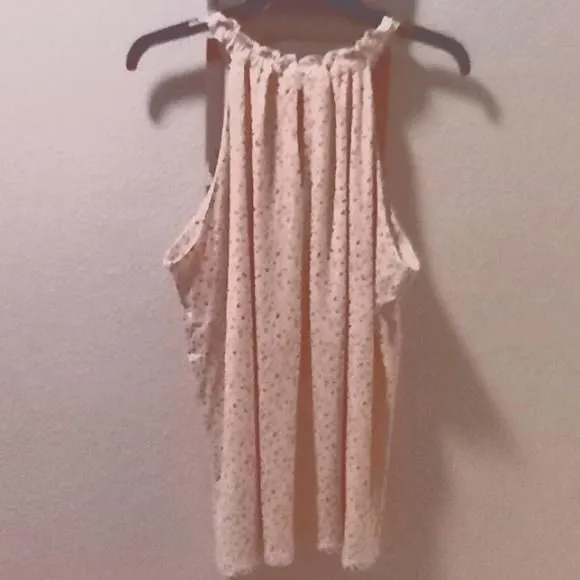 Listing Image Blurred Background