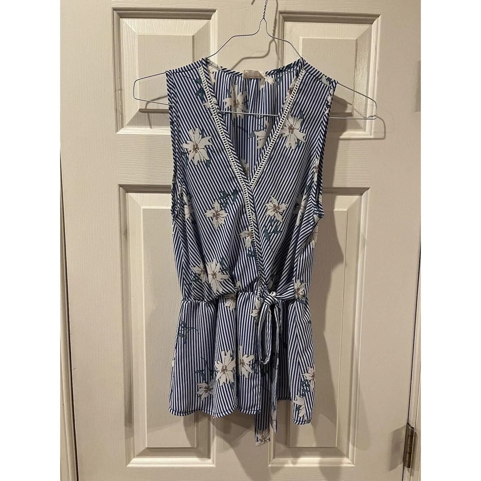 Product image for Sienna Sky sz M Ladies dressy top polyester blue white stripe crochet tie floral