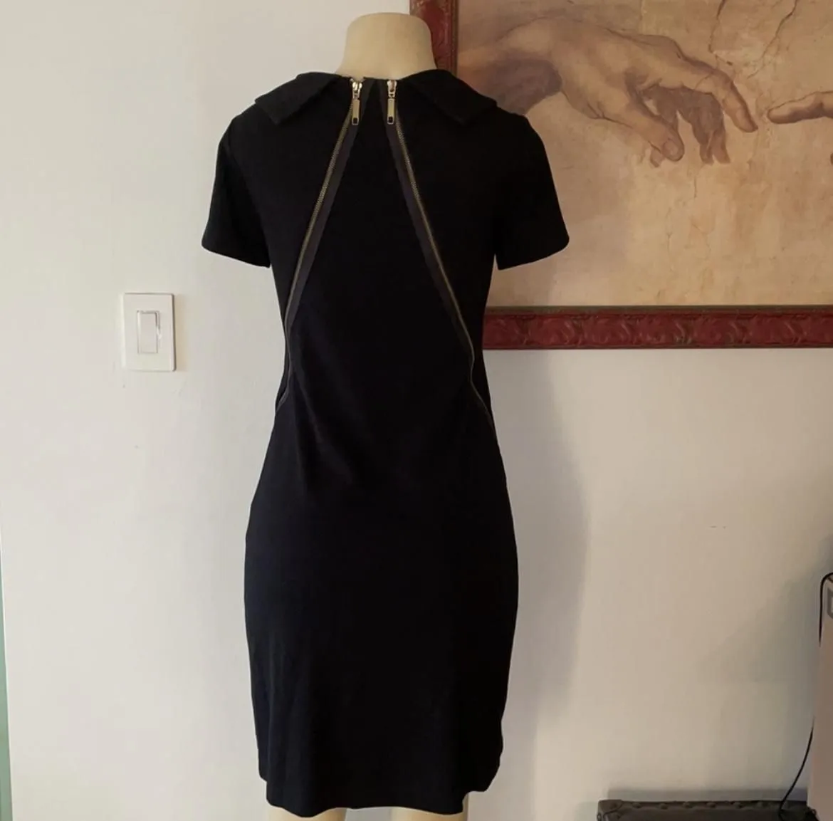Listing Image Blurred Background