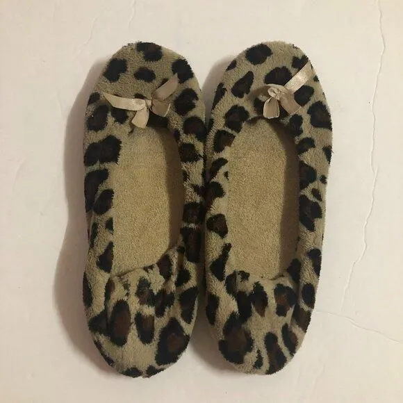 Product image for Large Brown Leopard Print Flat Slippers Size 9-10