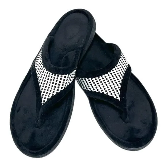 Brookstone Memory Foam Woven Checkered Slipper Flip Flops Black Size Large  11-12 · Whatnot: Buy, Sell \u0026 Go Live