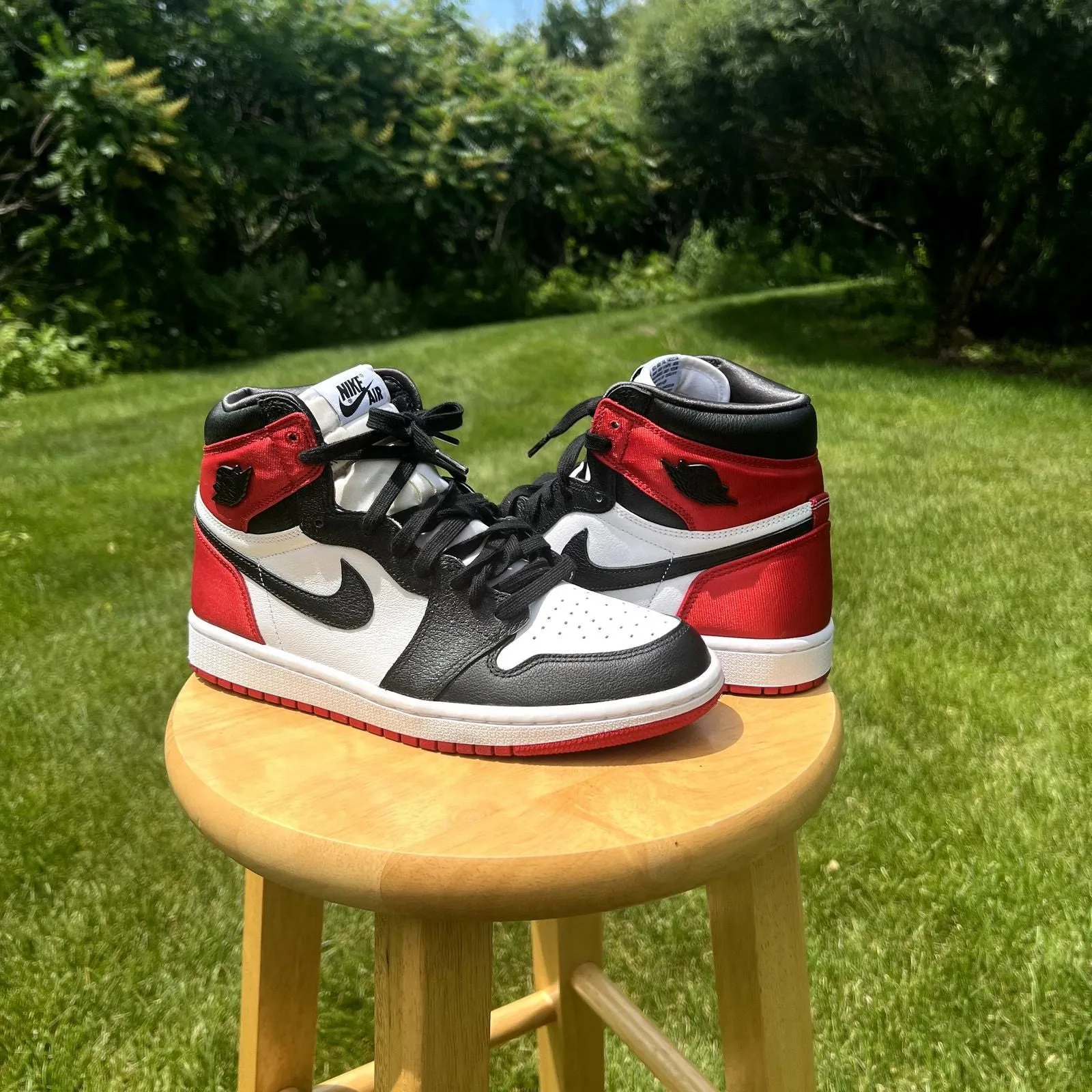 Product image for Wmns Air Jordan 1 Retro High Satin Black Toe Women's Shoes 9 Women's Ships Now