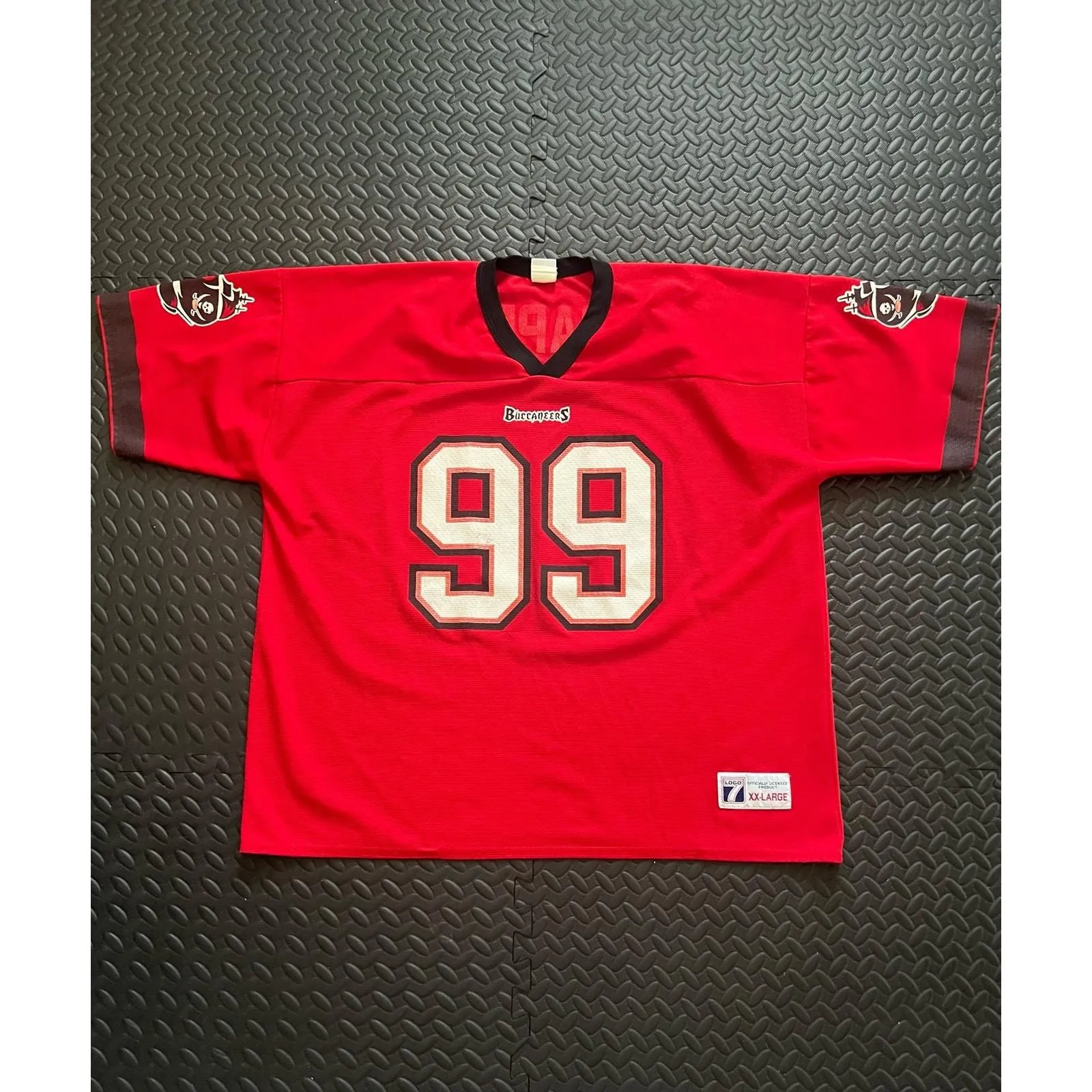 Product image for Vintage Tampa Bay Bucs Jersey