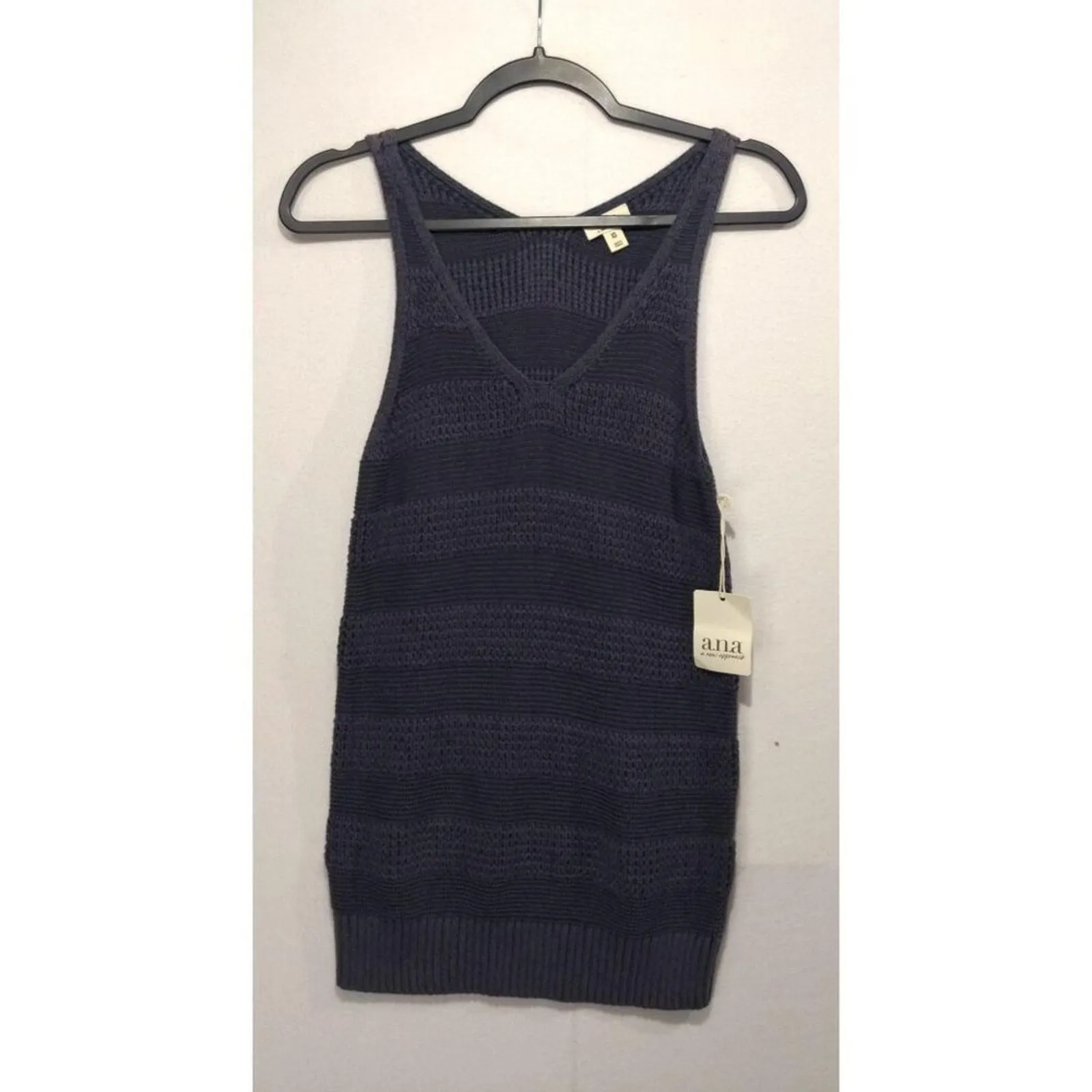 Product image for a.n.a Women's Sleeveless Knitted Tank Top V-Neck Stretch Preppy Navy Size XS