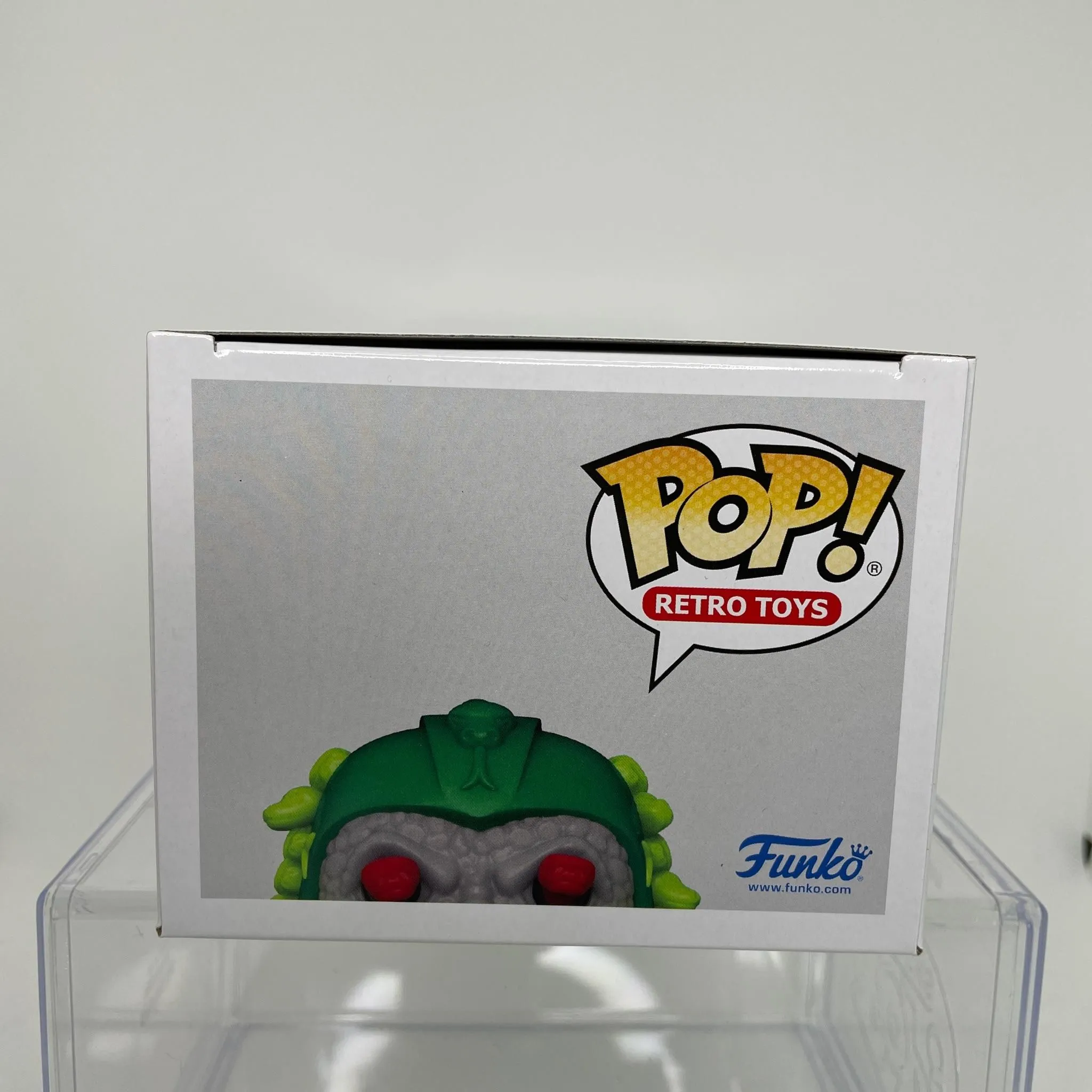 Listing Image Blurred Background