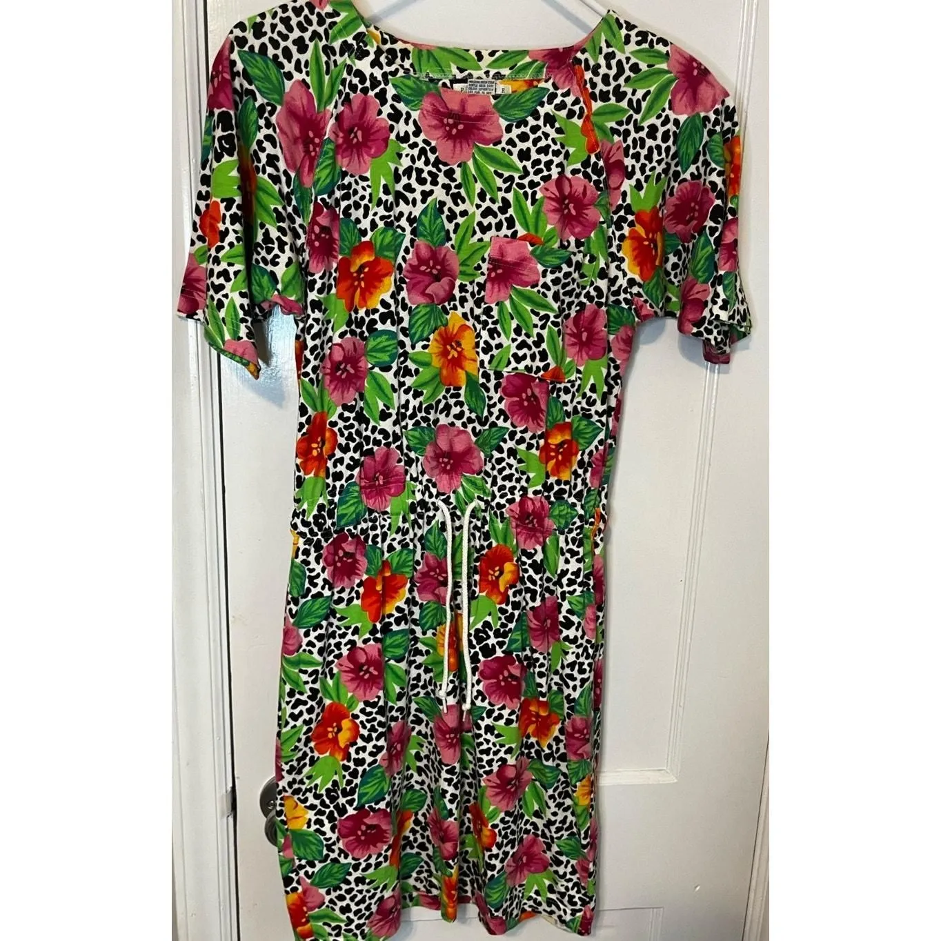 Product image for Vintage 80s Black White Pink Picone Sport Leopard Floral Mini Dress Summer Small