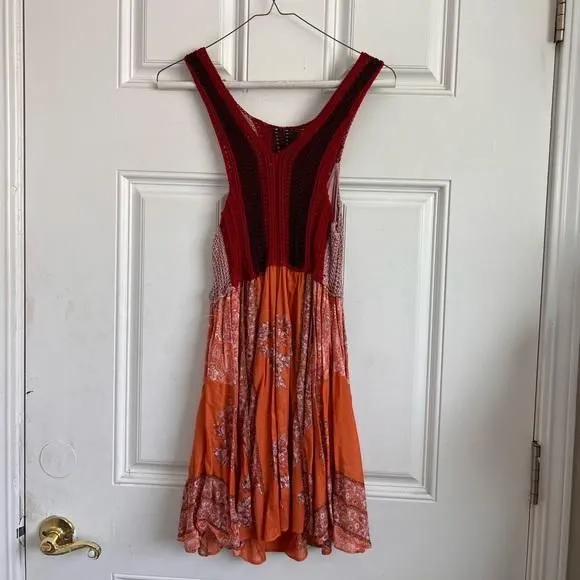 Listing Image Blurred Background