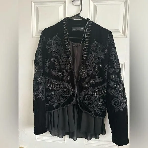 Listing Image Blurred Background