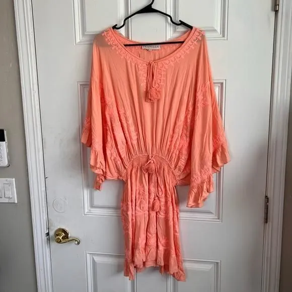 Listing Image Blurred Background