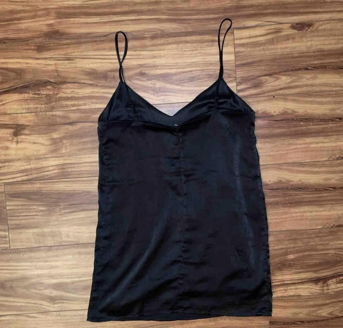 Listing Image Blurred Background