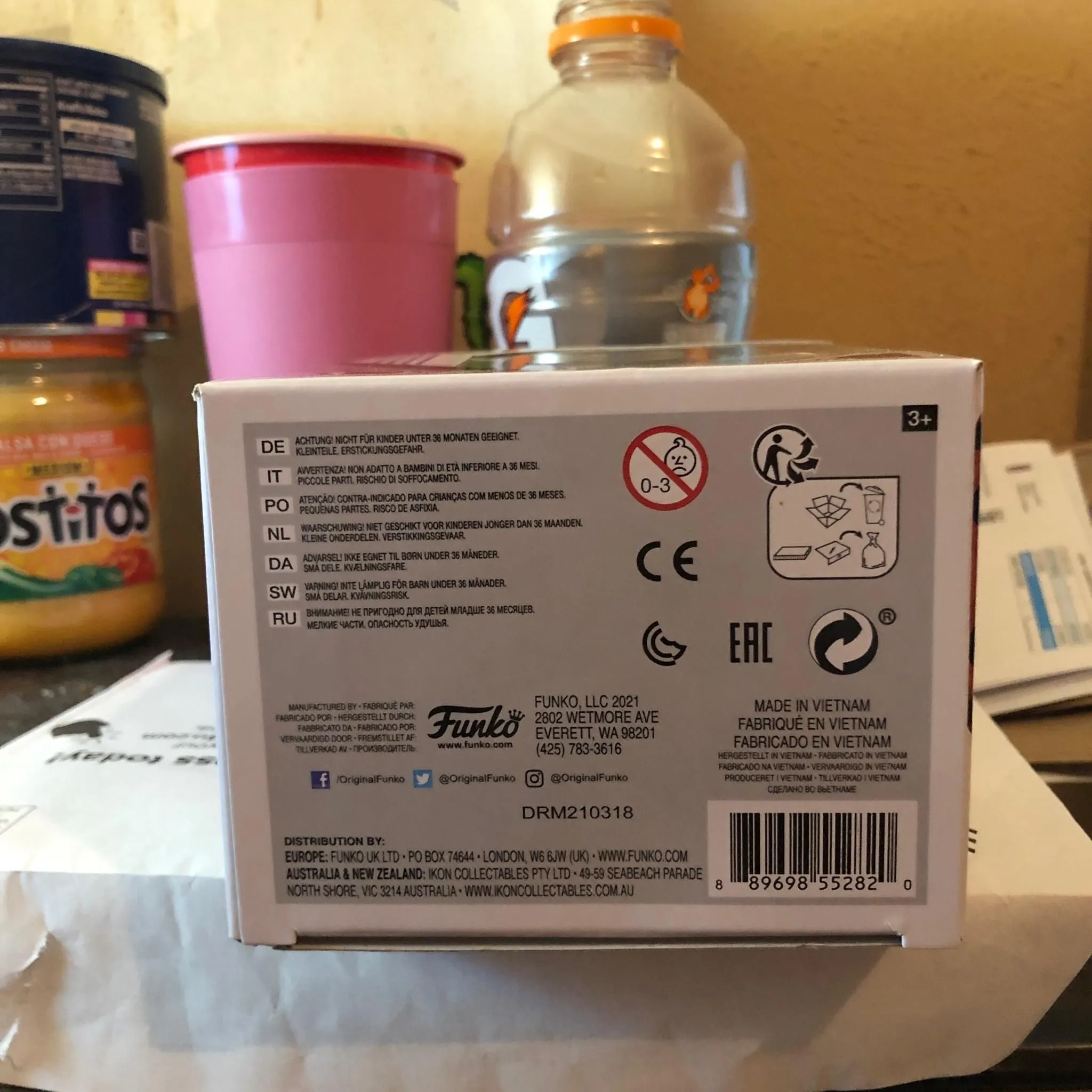 Listing Image Blurred Background