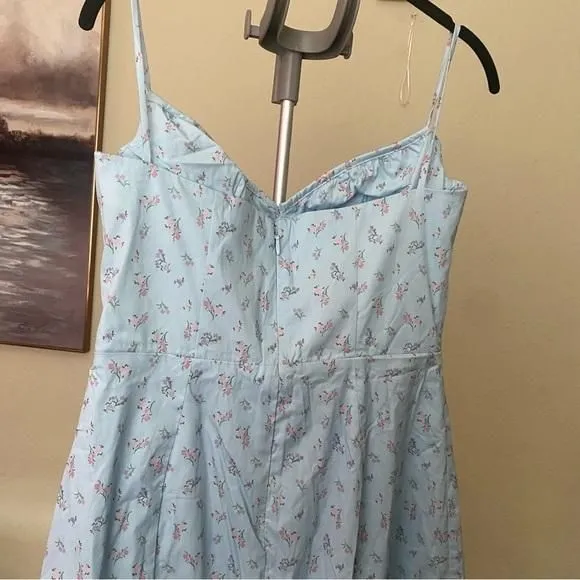 HOUSE OF CB 'Carina' baby Blue Floral Bustier Midi Dress size L NWOT   Whatnot: Shop, Sell, Connect