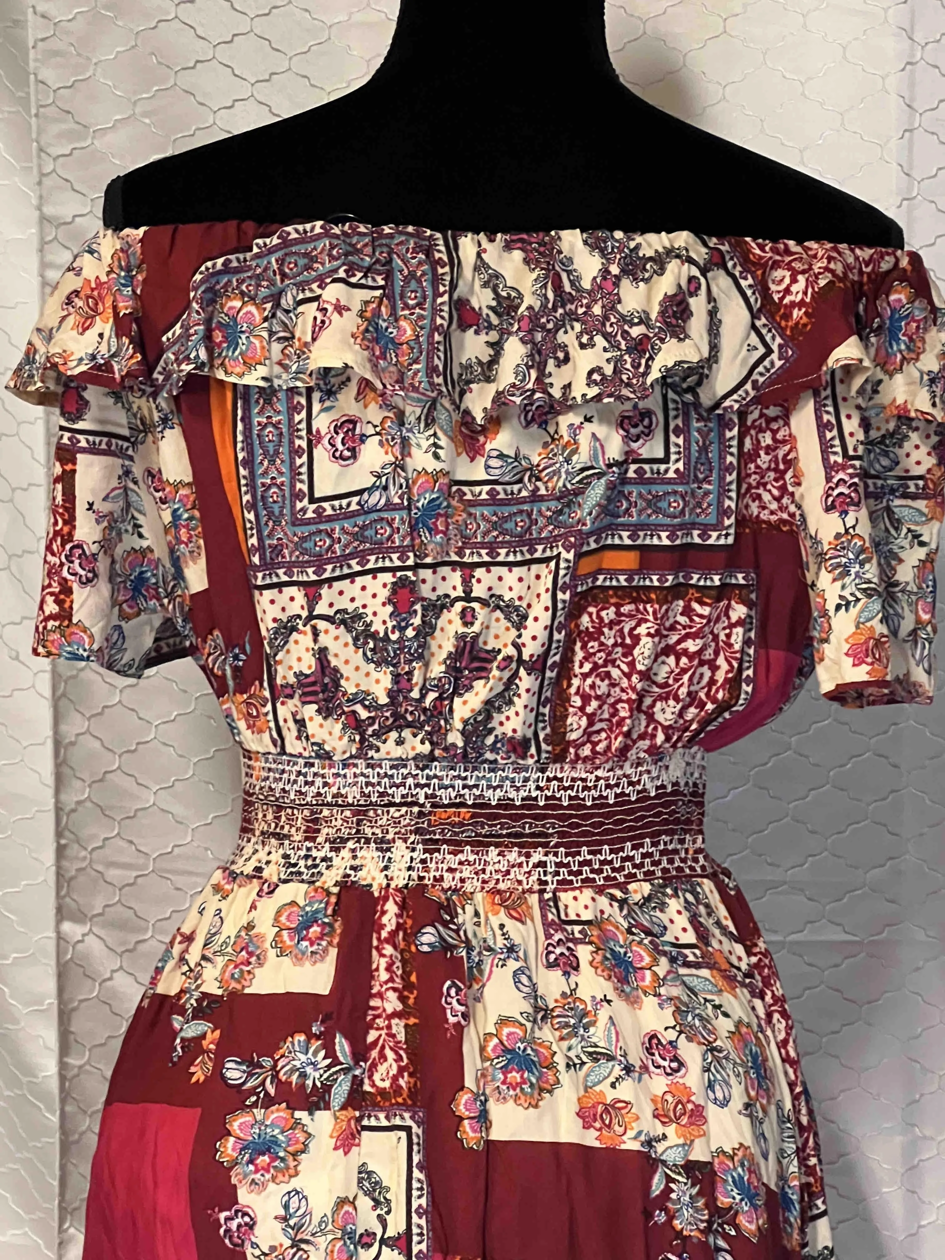 Listing Image Blurred Background