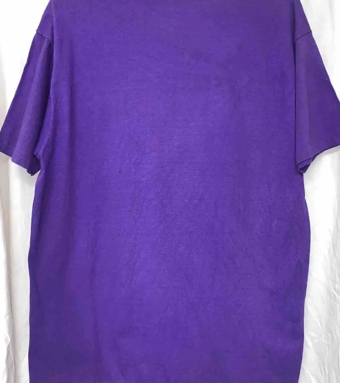 Listing Image Blurred Background