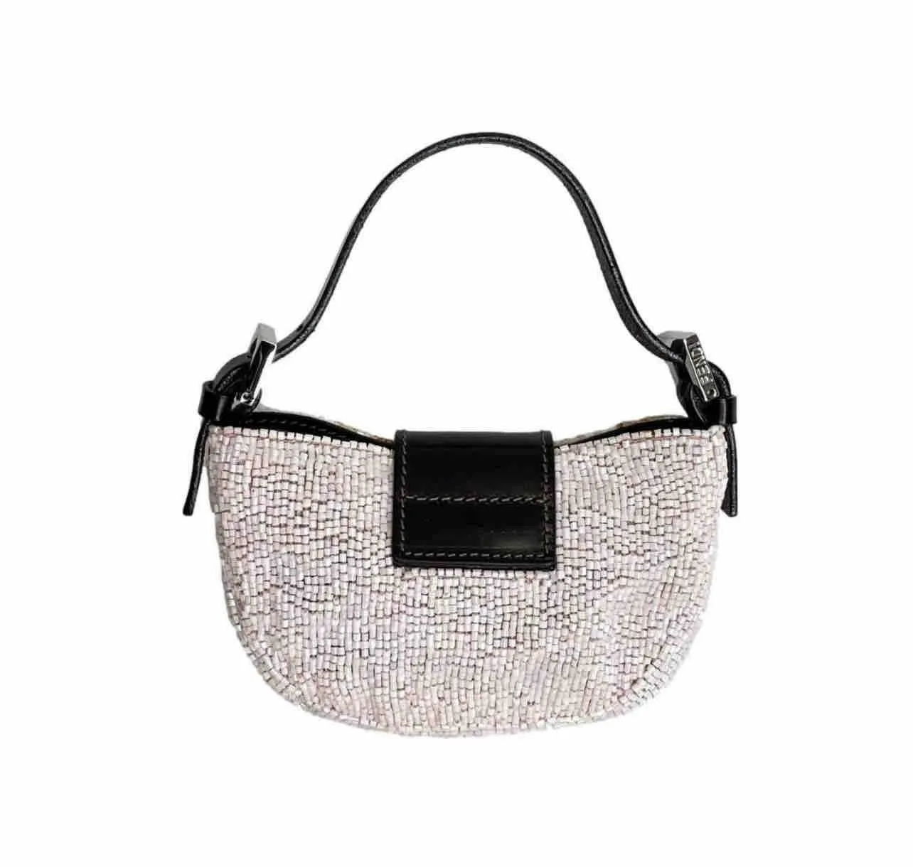 Listing Image Blurred Background