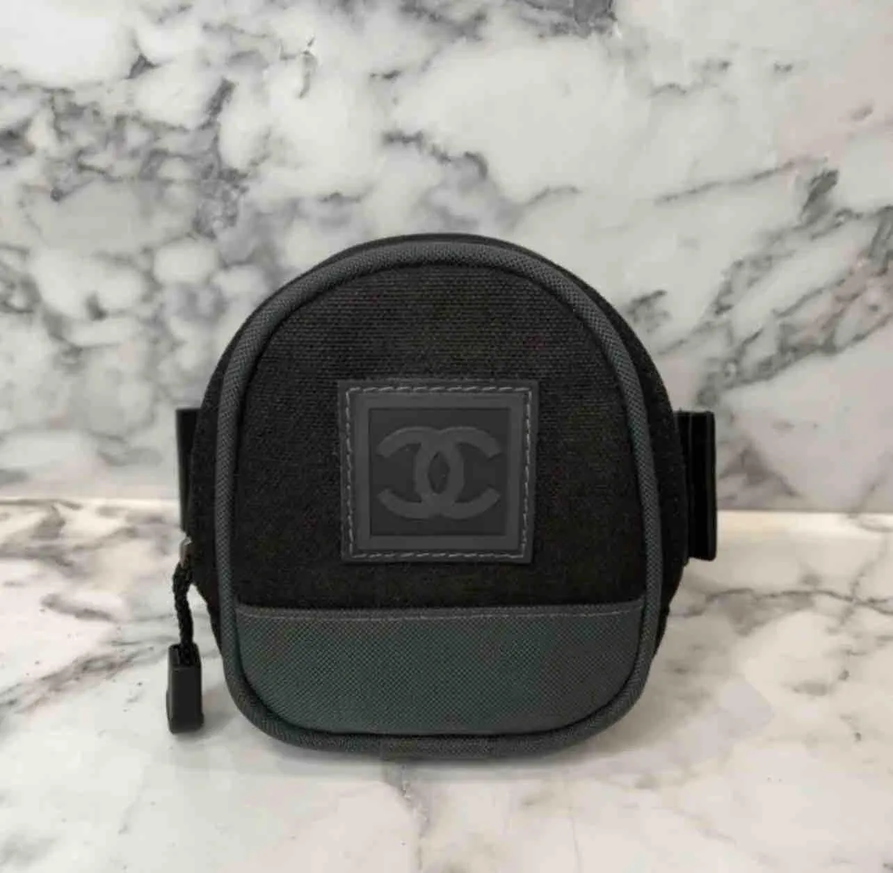 Listing Image Blurred Background