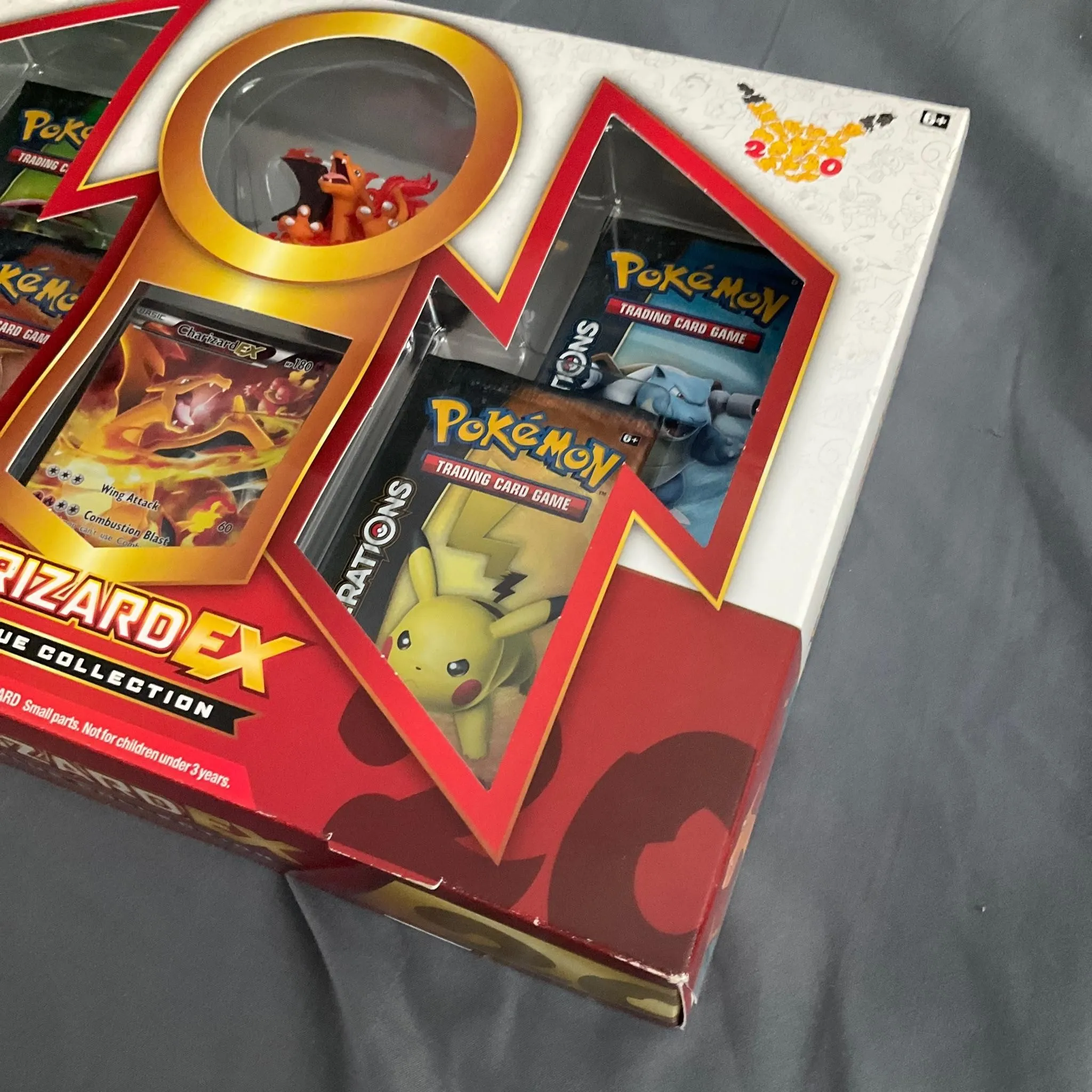 Pokemon - Red & Blue Collection - Charizard-EX (European Version)