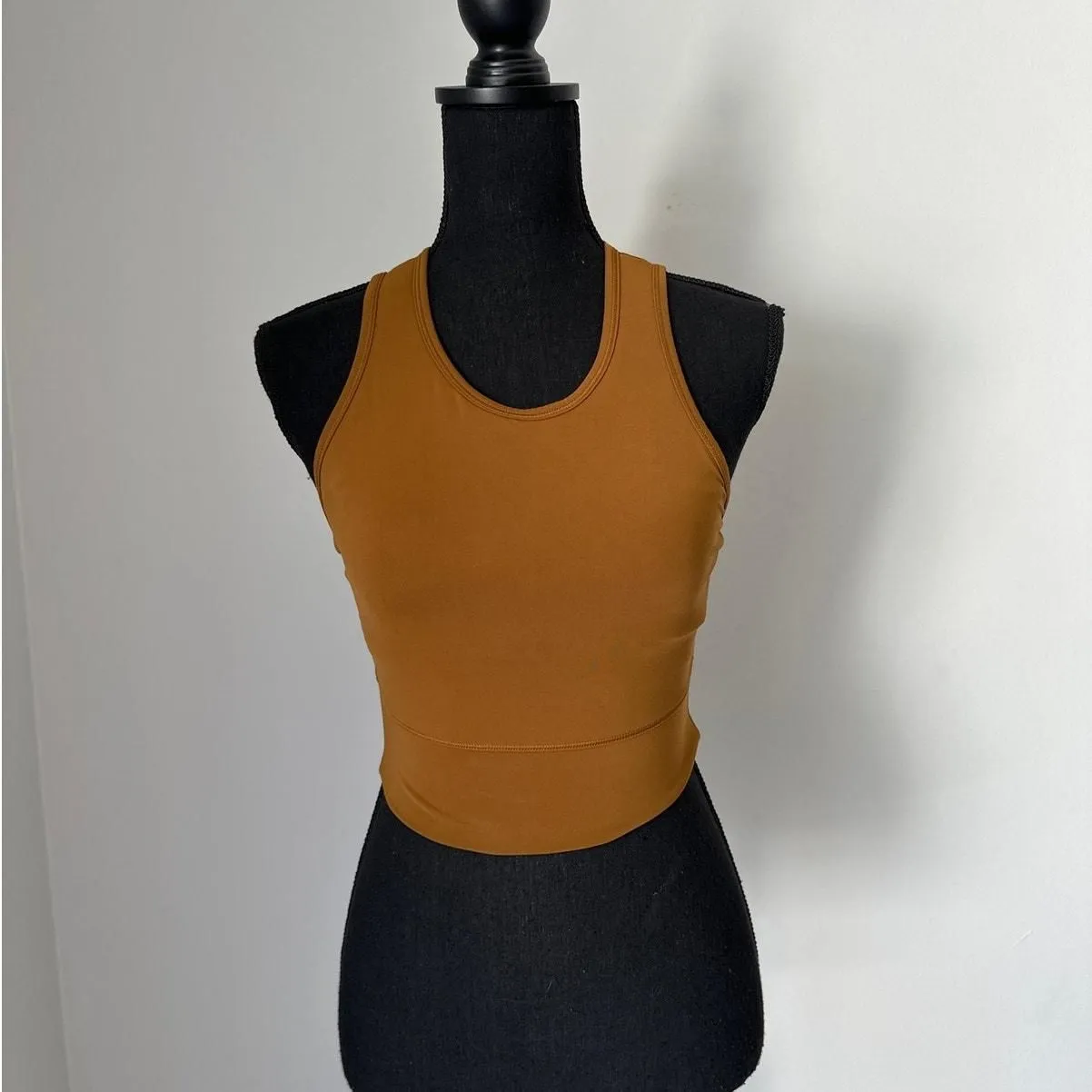 Product image for Lululemon Mesh-Back Training Cropped Tank Top Rich Caramel Sz 2