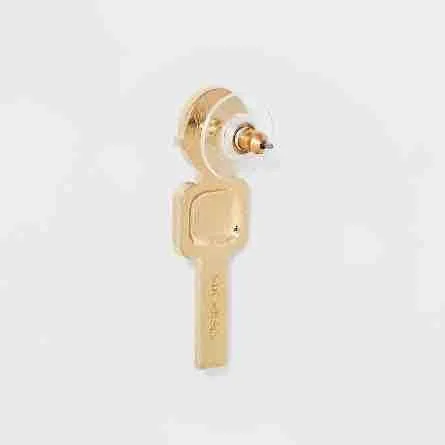 Listing Image Blurred Background
