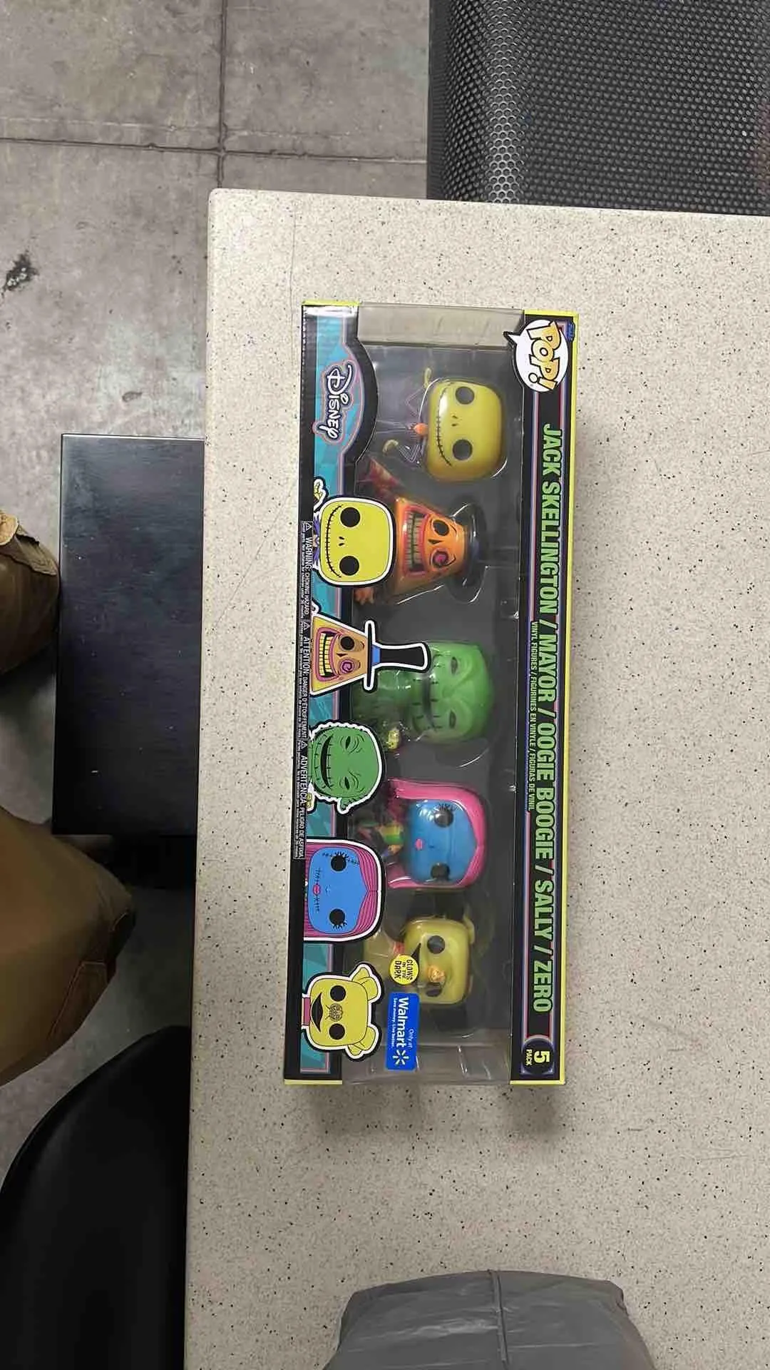 Product image for NBC 5 Pack Blacklight