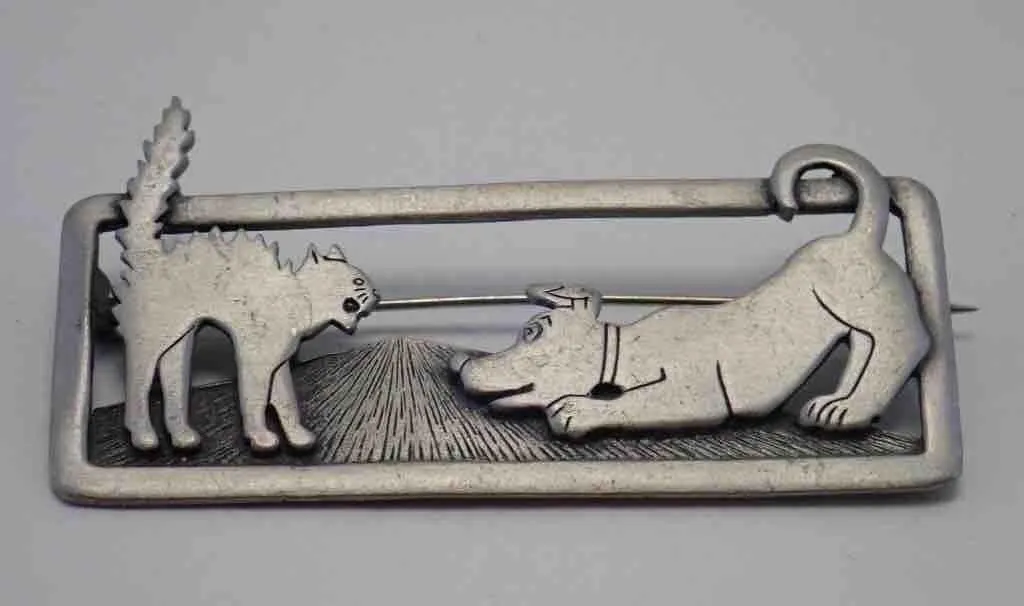 Product image for #003 Vintage JJ Brooch - Cat and Dog