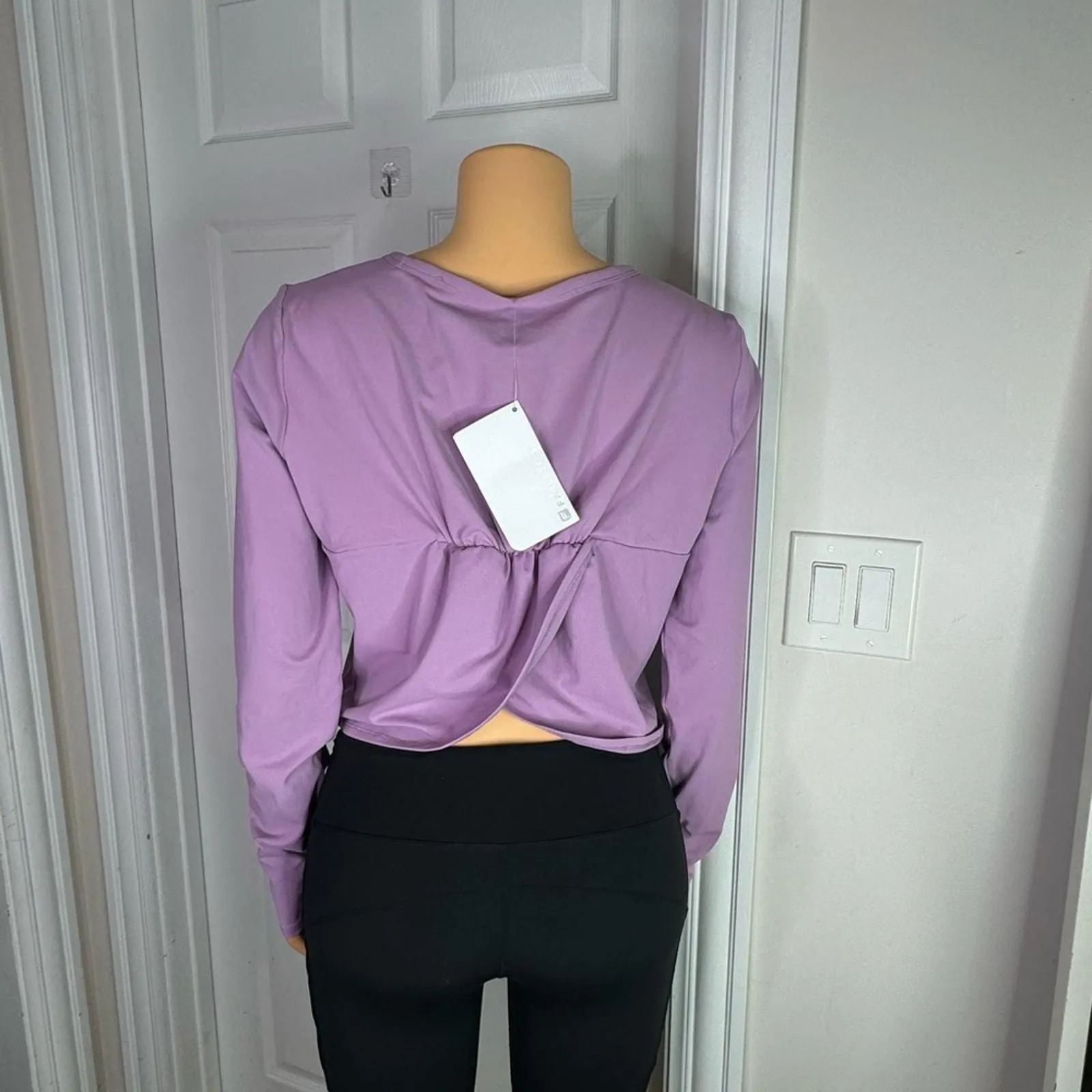 Listing Image Blurred Background