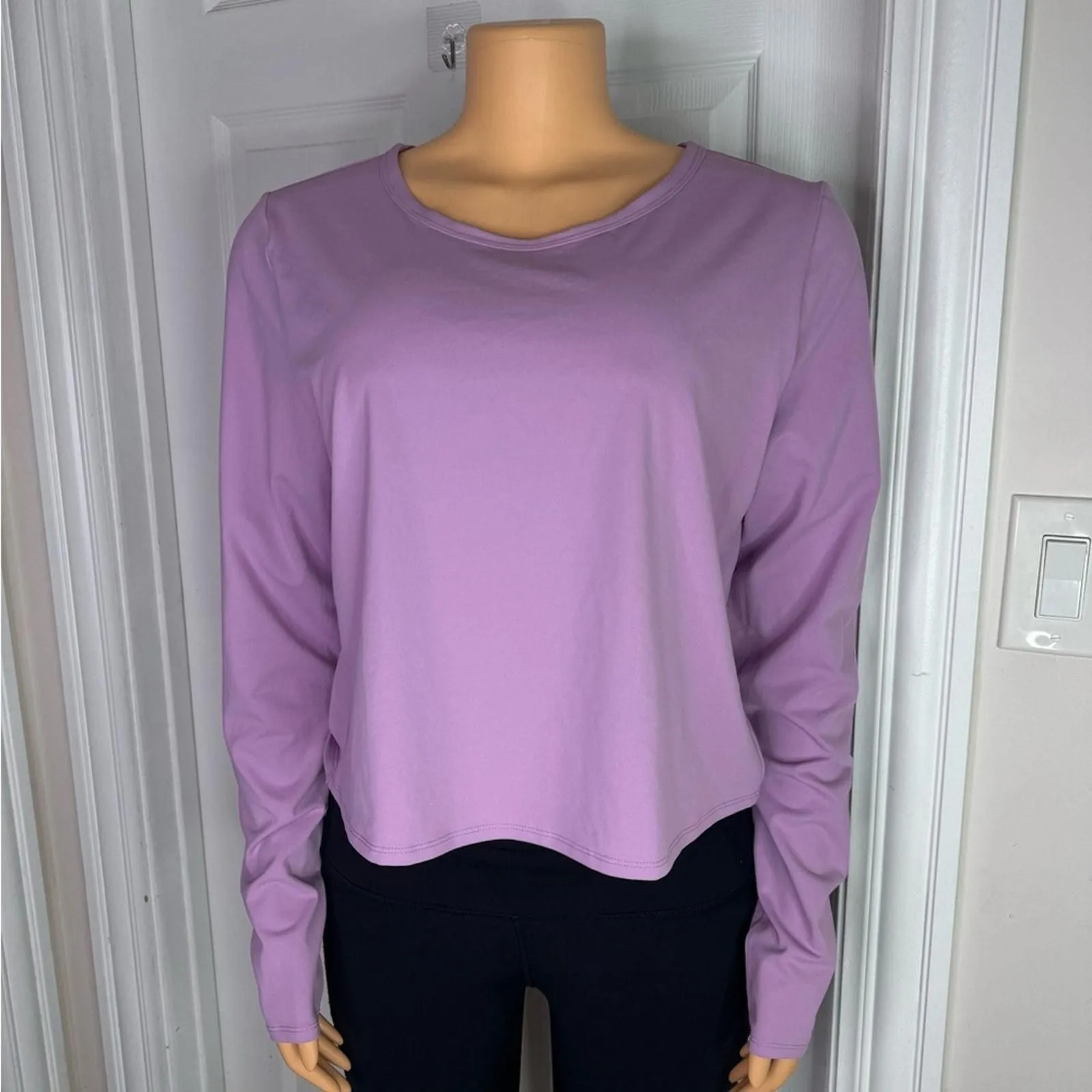 Listing Image Blurred Background