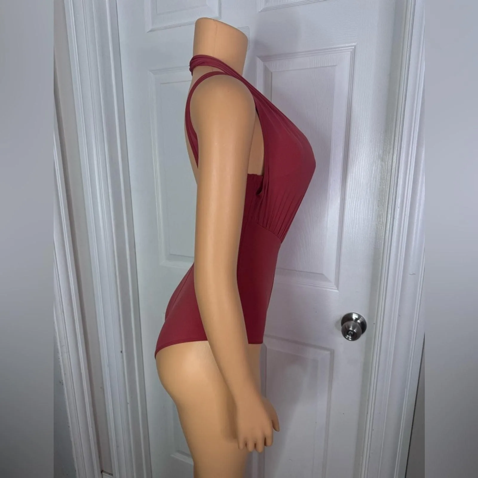 Listing Image Blurred Background