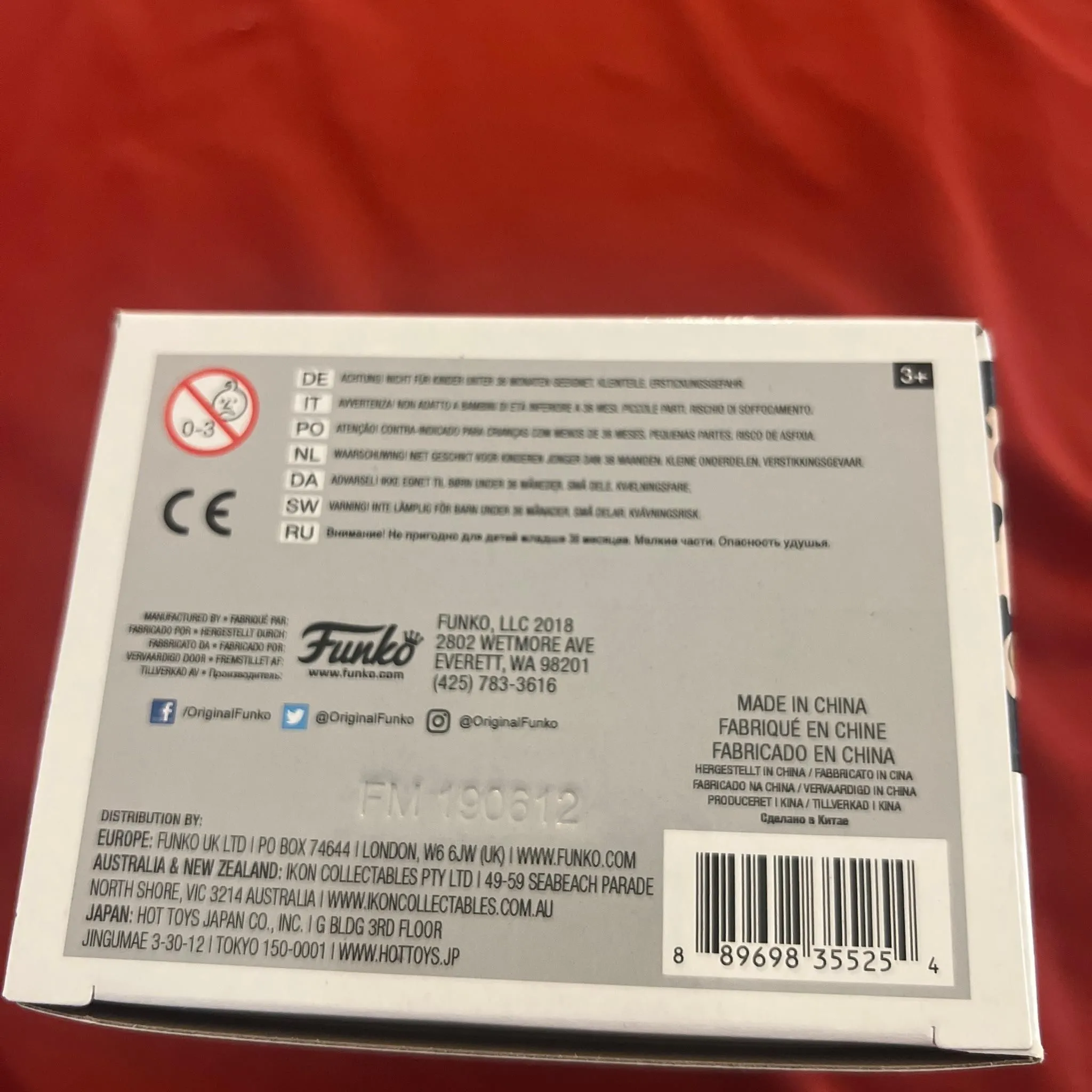 Listing Image Blurred Background