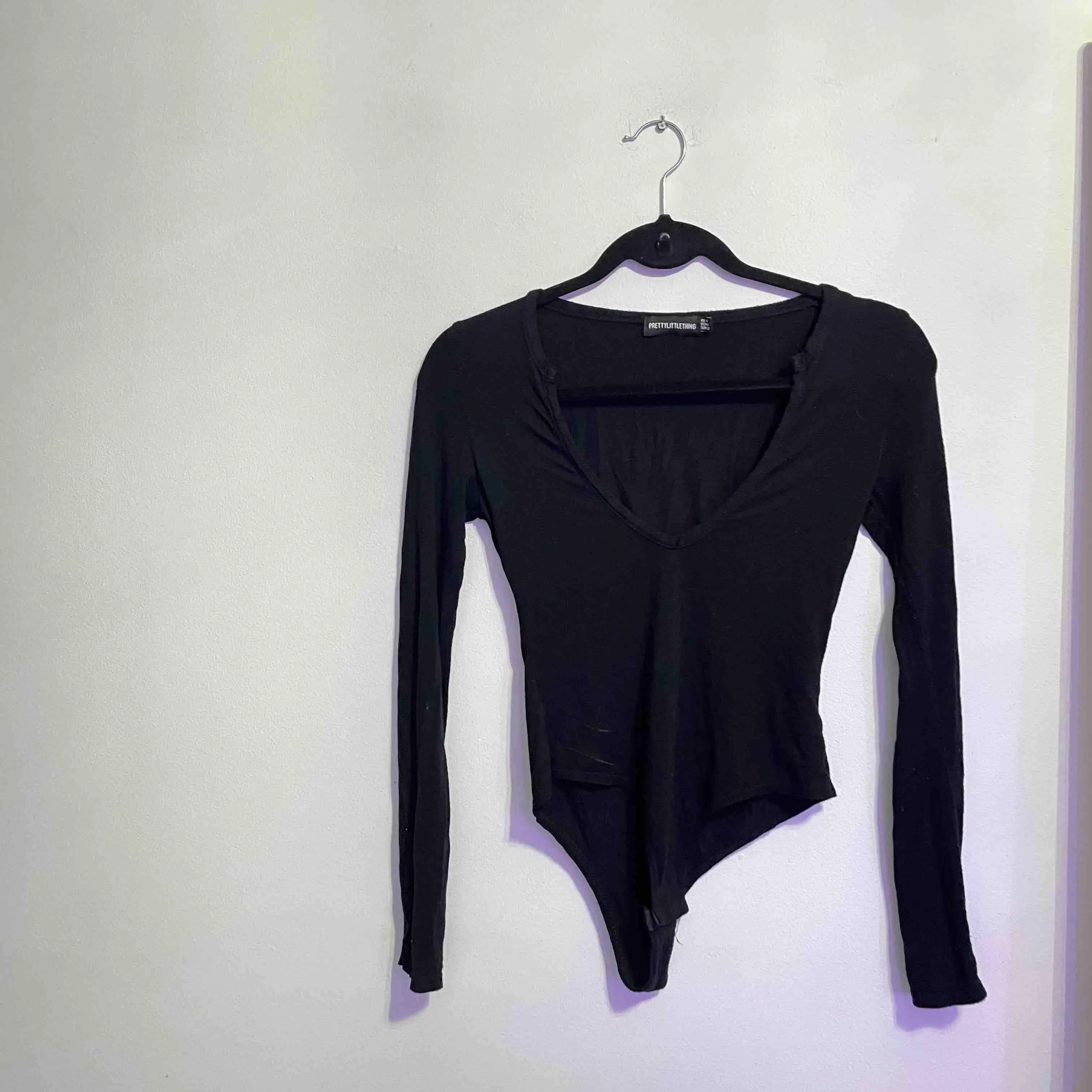 Product image for Pretty Little Thing Black V-neck  one piece 