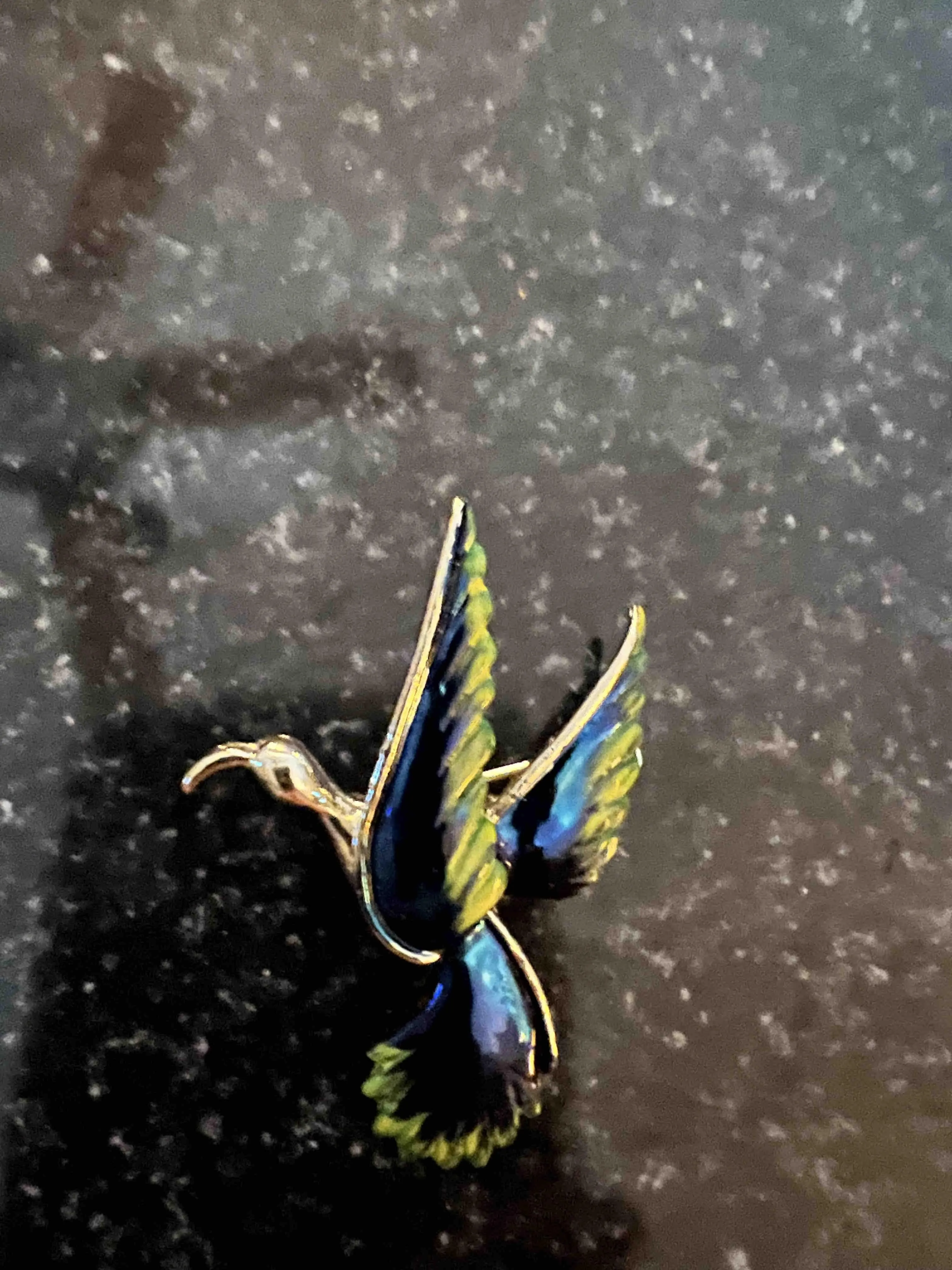 Product image for #021 Vintage Enamel Bird Brooch