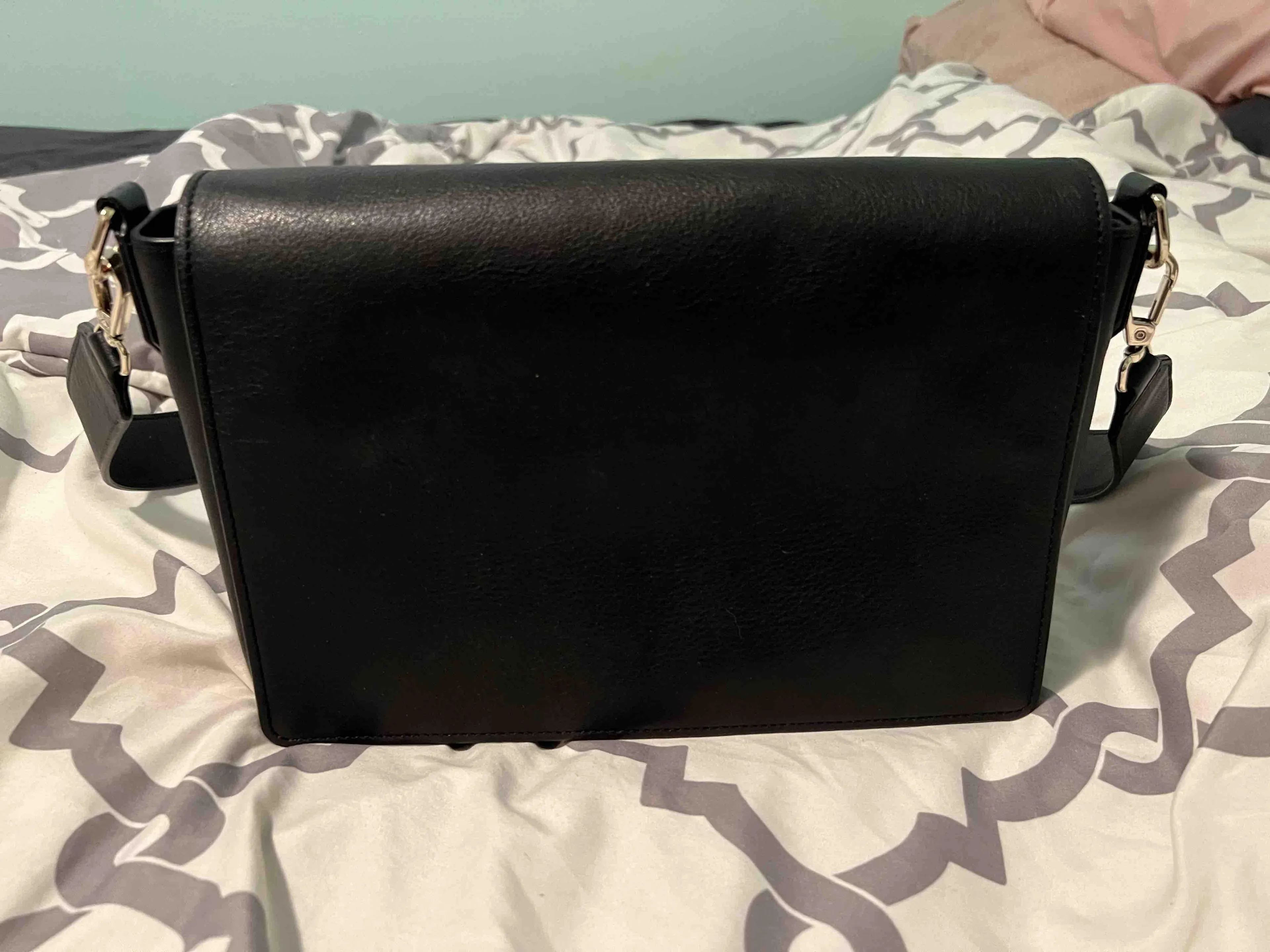 Product image for Leatherology Purse