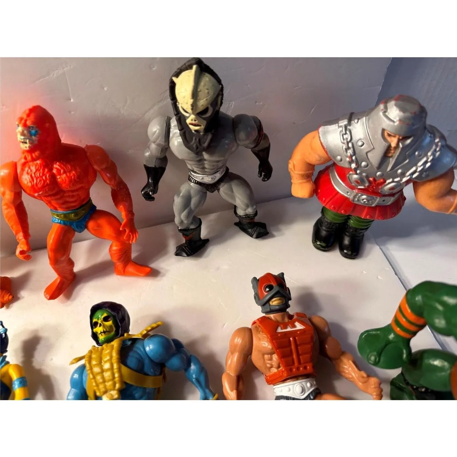 A lot of 38 pieces of Masters of the universe toys from Mattel 1980s