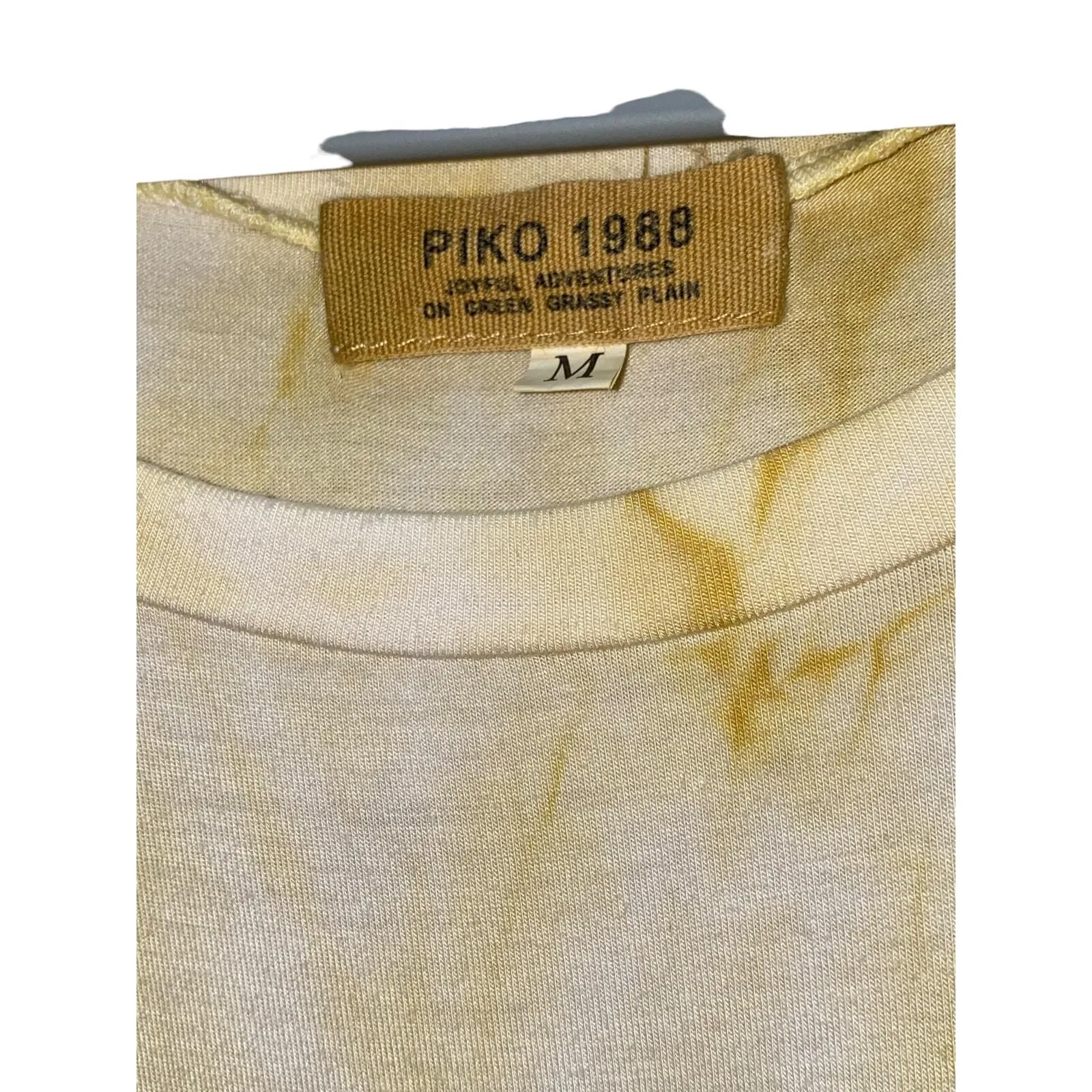 Listing Image Blurred Background