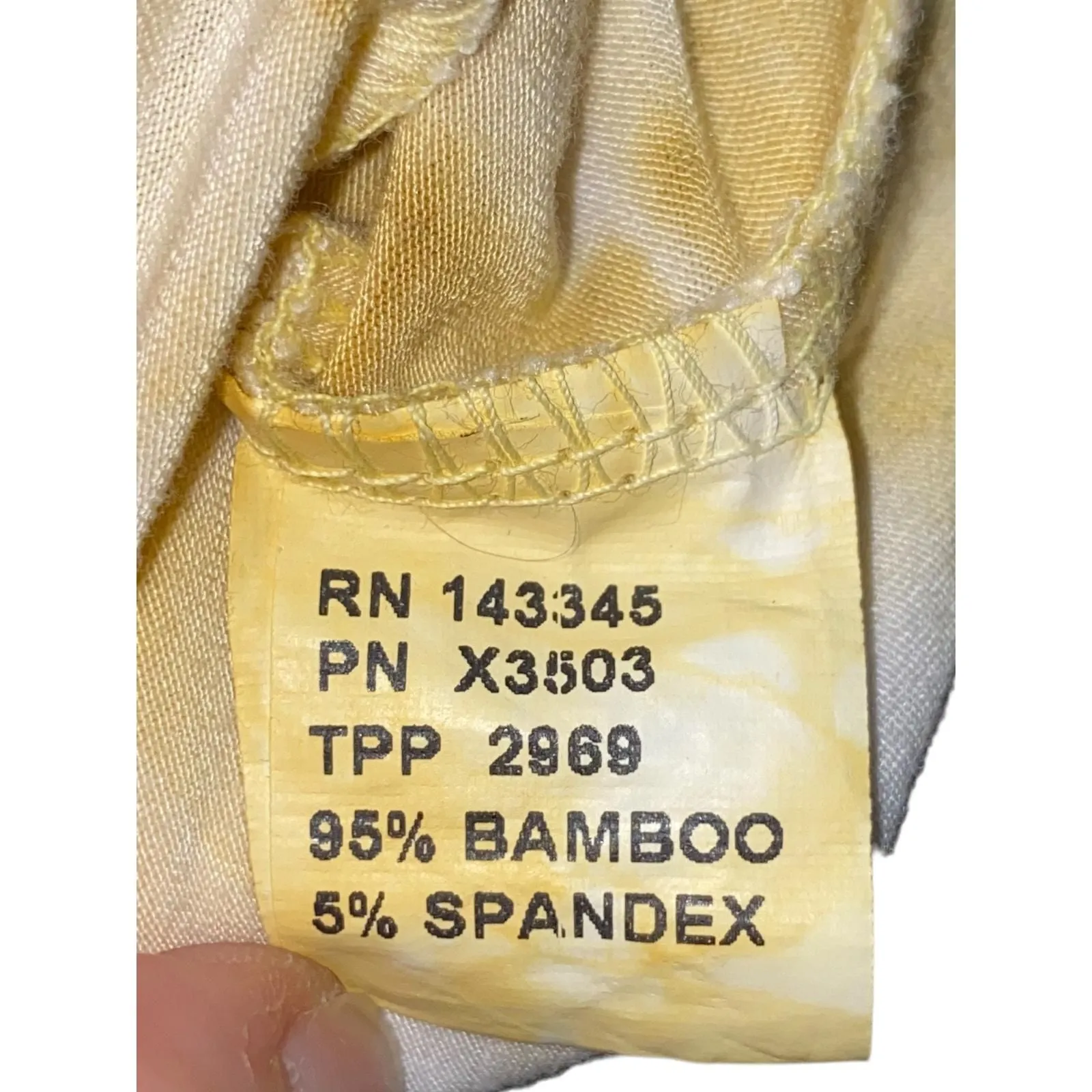 Listing Image Blurred Background